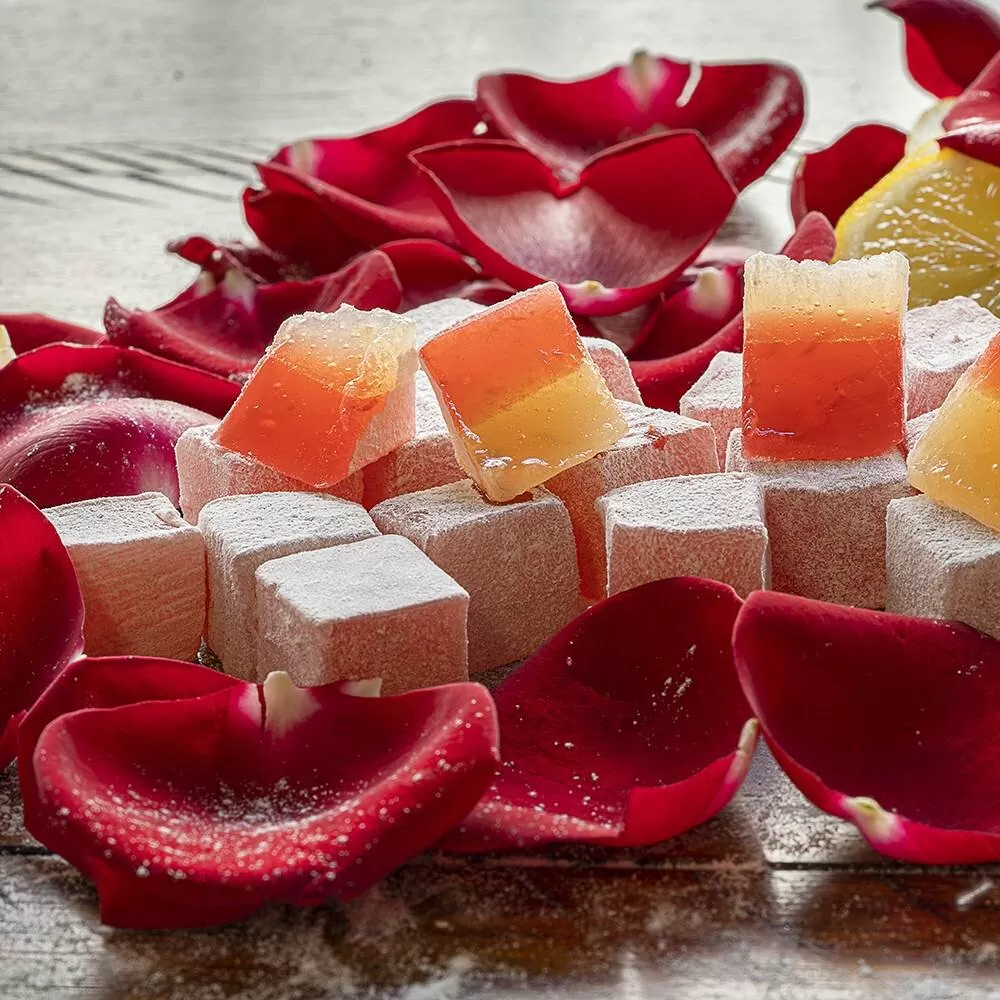 Haci-Bekir-Turkish-Delight-with-Rose-and-Lemon.jpg Turkish Delight with Rose & Lemon 200G, Haci Bekir - Image 2
