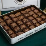 Hafiz Mustafa Chocolate Baklava with Pistachio - Image 2