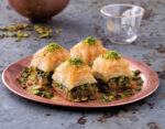 Hafiz Mustafa Long Lasting Dry Baklava with Pistachio