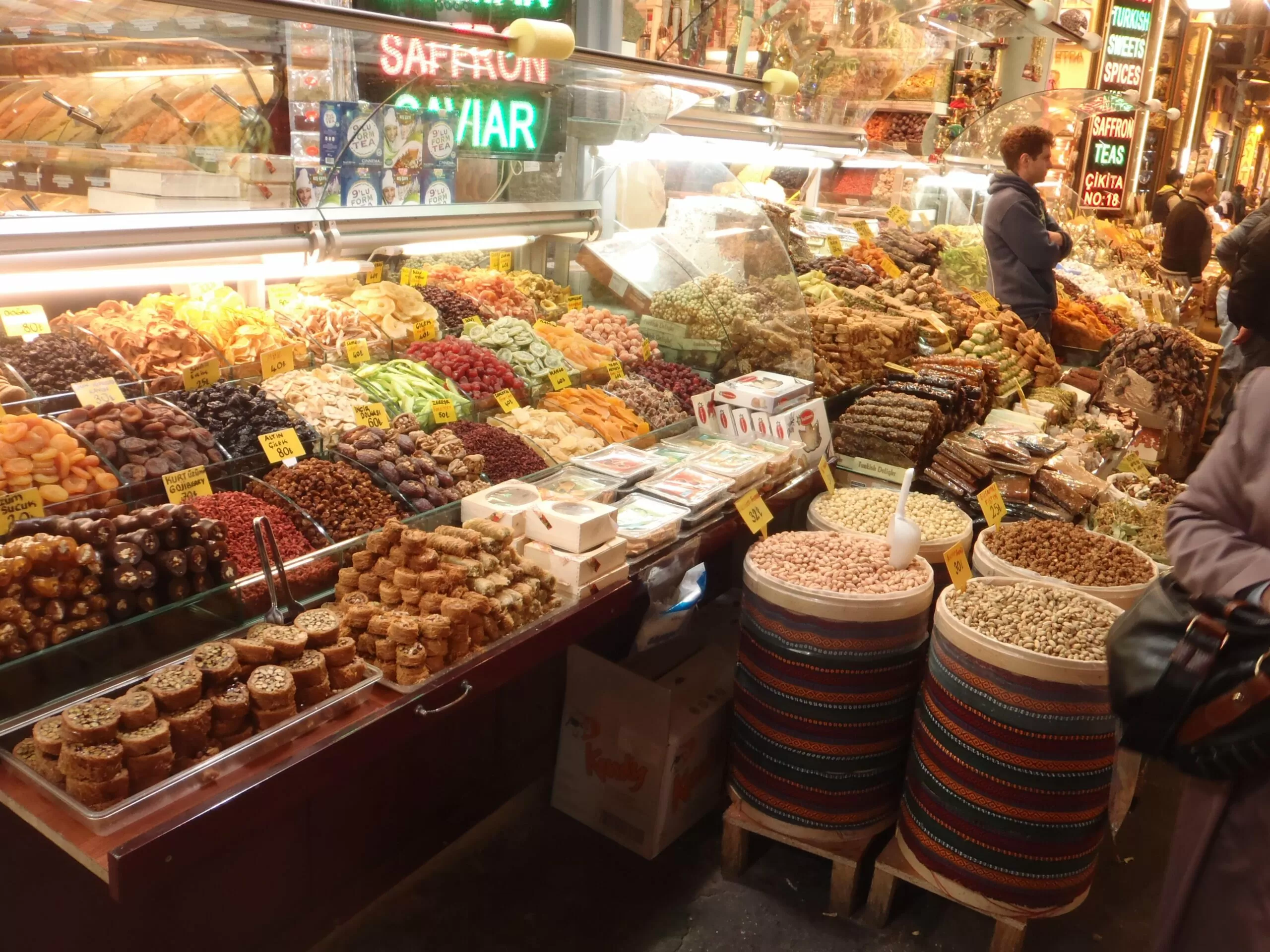 Getting Lost in the Grand Bazaar: A Shopping Adventure 1 grand bazaar scaled